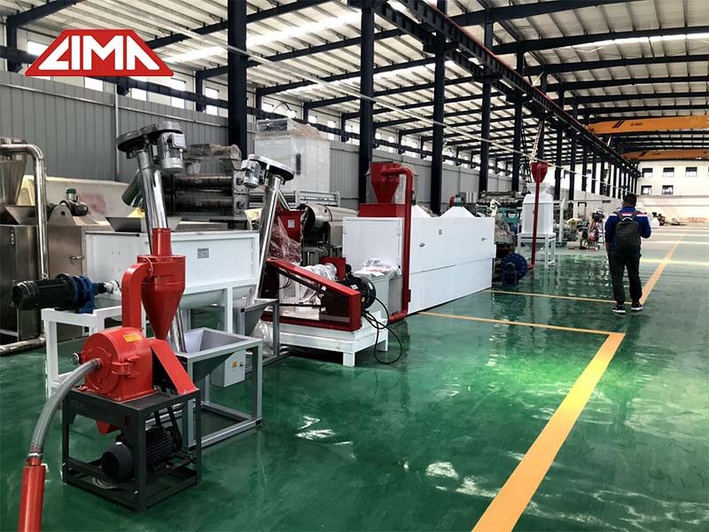 Floating fish feed machine exported to India
