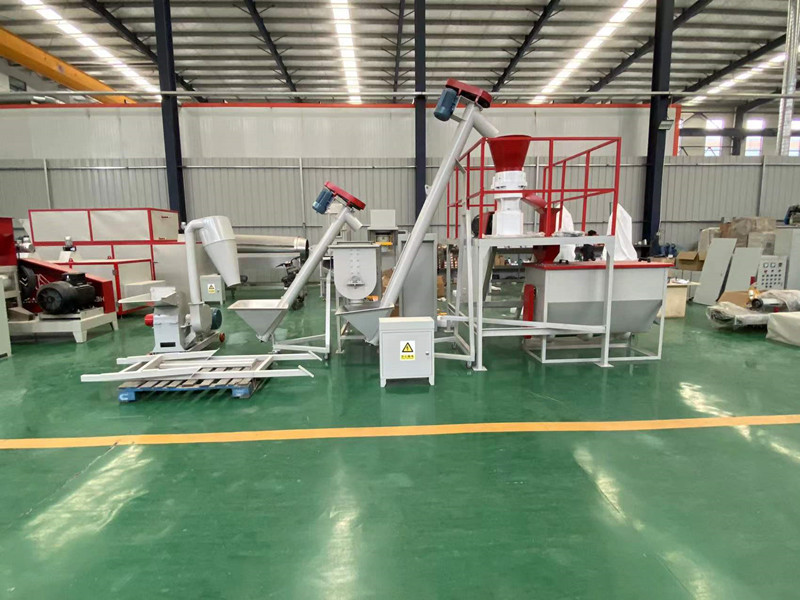200-1000kg/h Small-scale Poultry and Livestock Feed Production Line